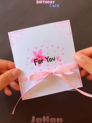 Small effort, big reaction. Try this DIY gift idea! #DIYGifts #DIYCrafts #GiftIdeas #HandmadeWithLove #CreativeDIY #BudgetGifts #CraftTok #DIYVideos