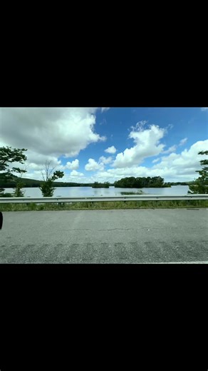 Chasing clouds ☁️ #skyline #skypictures