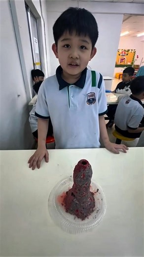 Volcanic Eruption Science experiment ✏️ Our Programs 黎 Preschool...