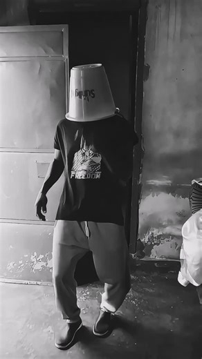 Bucket Head on Instagram: "Katika Katika hii Design... #dance #challenge #trending #foryou #new"
