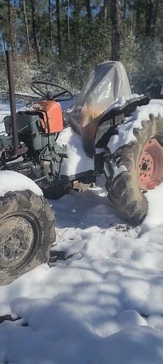 No way the Kubota L245DT fired up !!