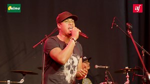 [Fête de la musique 2021] Pour clore en beauté la Fête de la Musique 2021, appréciez la prestation du groupe iconique Ambondrona 🤩🤩 Nous vous donnons rendez-vous à la Fête de la musique 2022 avec plus de choix musicaux encore 🥳 Restez sur la page, nous vous réservons des surprises 😉 Pour ré-écouter la playlist spéciale Fête de la Musique, suivez-nous sur YouTube https://youtu.be/zdbftXmzS2s #aftana #fdlm2021 | Alliance française d'Antananarivo