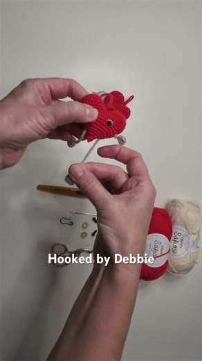 Crochet valentines heart character tutorial #crochet #valentinesday #tutorials