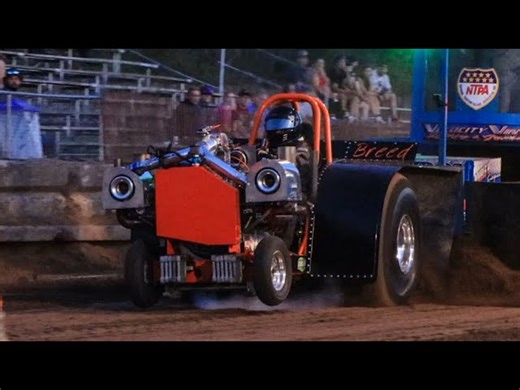 Modified Mini Rods Pulling in Jim Falls, Wisconsin - NTPA Region 3 #NTPA #minirod #tractorpulling #hemi #turbocharged | Mini Rod Pullers