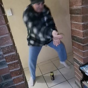 Are you as happy as @darrensnygans about the country moving to level 2?😅😎🔥 "ALERT LEVEL 2 DANCE"!!! 🤪🤪🕺🕺😭😭🔥🔥🥵🥵 | Score Energy Drink