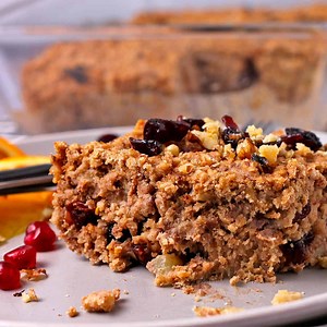 Vegan Baked Oatmeal Recipe (Easy and Healthy) - Vegan with Gusto