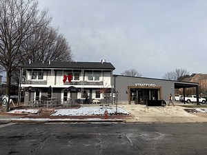 Stratford Garden restaurant and bar opens at former motel in Falls Church | ARLnow.com