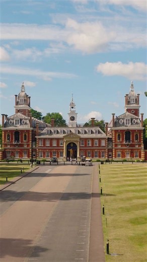 Welcome back! It’s great to see our pupils and staff back on campus, ready for a new Lent Term full of learning, energy and opportunity. Wishing everyone a positive and successful term. #OurWellington #RealiseYourPotential | Wellington College