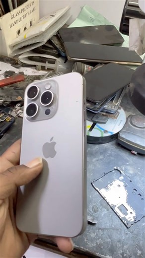 iPhone 15 Pro display change display line white #smartphone #tech #applesmartphone #phonespecs ￼