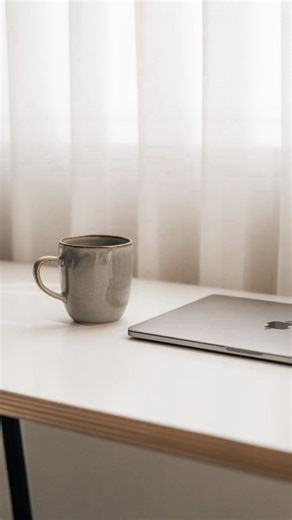 Anxiété & Relations • LYON on Instagram: "Pour créer une Famille saine vous préférez ? - Faire plaisir ou poser des limites - Ne rien dire ou communiquer - Jouer un rôle ou être toi-même - Controler ou imposer - Eduquer ou Élever ✒️ Dites le moi en commentaire..."