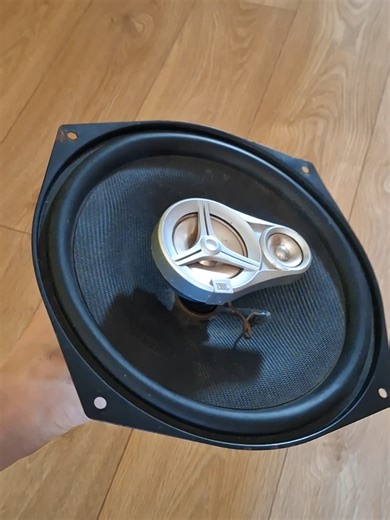 Building a Customized JBL Box for Enhanced Bass