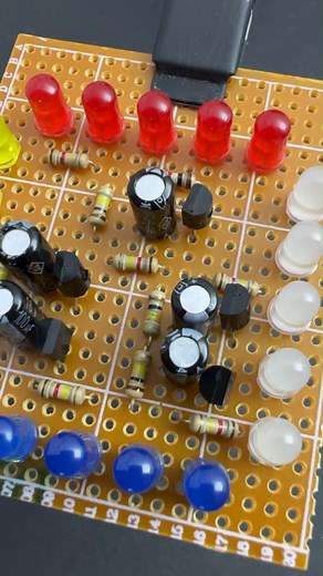 13K views · 277 reactions | Circuito con luz LED y diagrama al final #electronica #Ingeniería #geniusec #led | Genius Ecuador | Facebook