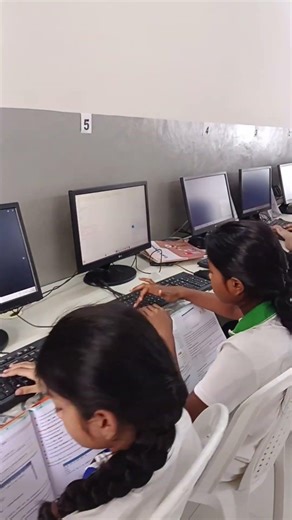 "Python" Computer lab activity #school #education #admissionsopen #gmskphbviphase #kphb ##computer