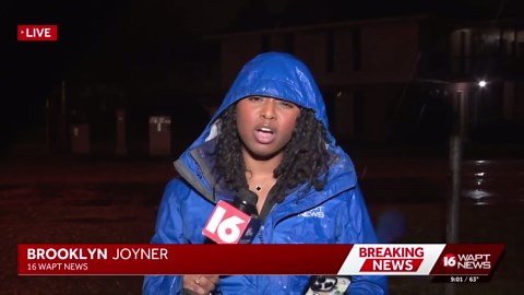 Jackson fire fighters battle apartment complex fire