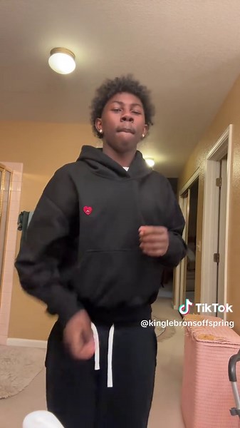 horse nga (@kinglebronsoffspring)’s videos with original sound - landoe