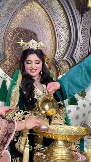 #mariage ❤️🇲🇦 #caftan ✨️ #maroc 🇲🇦🇲🇦 #bride #wedding 🔥 #makeup #التكشيطة_المغربية #اكسبلور