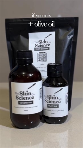 Mix beeswax, coconut oil, and olive oil to make your own natural wood conditioner balm 🌿 Nourishes, protects, and restores shine — without any harsh chemicals. Because your kitchen tools deserve a little self-care too 💛 ⚠️ For inspiration and entertainment only. Ensure all utensils are clean and dry before applying. Store your balm in a cool, dry place and avoid getting water inside the container. #TheSkinScienceCo #DIYWoodBalm #Beeswax #NaturalLiving #SustainableHome #EcoDIY #CoconutOil #Oliv