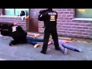 Berliner Polizei stürmt Klubhaus der Hells Angels (4)