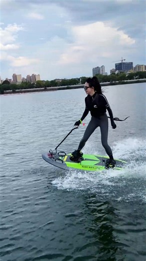 RUSH WAVE 🌊 Experience the unmatched excitement of water surfing with our state-of-the-art electric surfboards. Designed for both beginners and professionals, Rush Wave delivers a perfect balance of power, control, and style on every wave. Whether you’re gliding across calm waters or riding through ocean swells, our boards ensure stability, precision, and pure exhilaration. Water surfing has never been this effortless or this cool, elevate your adventure with RUSH WAVE today. #RushWave #Surfing