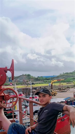 SOLAR SYSTEM (@god.enell0)’s videos with suara asli - Iwey sKaKinG