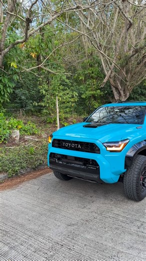 18K views · 1.1K reactions | Le llegamos a CAYEY para entregarle la 4RUNNER PRO “WAKE MAKER” del 2026 a Aneisha Díaz Santiago. Se la ganó con solamente $20 dólares 梁 ¿Tiramos la 3RA 4runner PRO WAVE MAKER para el fin de más de semana? | Motores Furiosos | Facebook