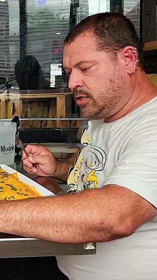 2.5 lb spicy burrito eating challenge