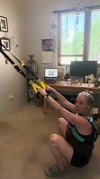 Full squats with TRX helps with leg strength and mobility #mobility #stronglegs #squat