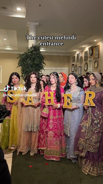 Cutest Mehndi Entrance at a Pakistani Wedding