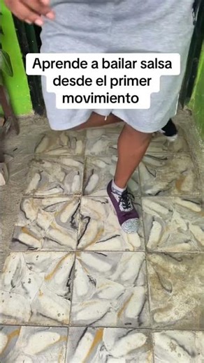 Learn to dance salsa from the first move #tutorials #salsa