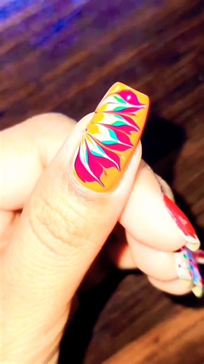 Perfect Swirl Nails with Zero Tools Needed!”#NoToolsNails #SwirlDesigns #EasyNails #DIYNailArt