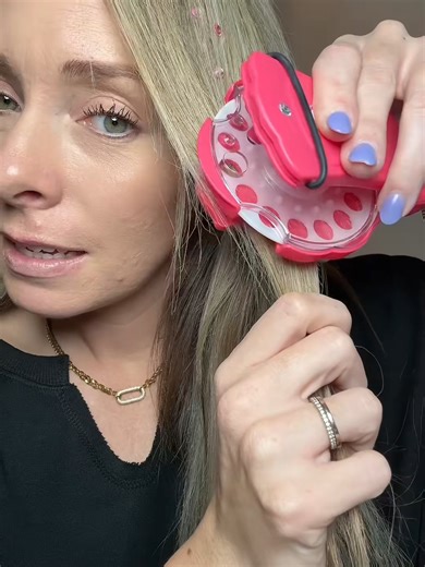 Bring back those nostalgic bling vibes with the Bling Bling Diamond Styling tool