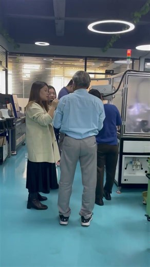 Mass Production – This Button Making Machine Does It All#Industrial Clasp Making Machine