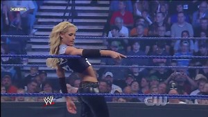 Michelle McCool vs. Maryse - Smackdown 11/19/2008