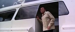 9 Awesome Military Movie Scenes No Soldier Actually Gets to Do