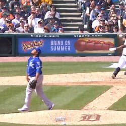 Stewart's grand slam to right