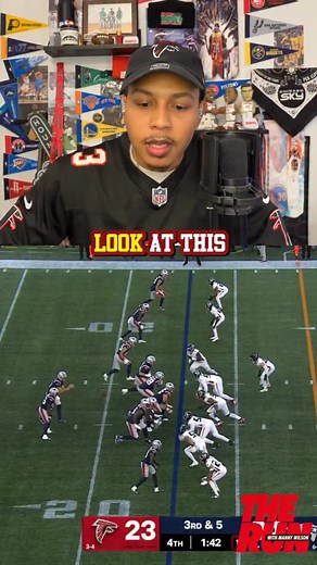 JD Bertran burned the Falcons on this game deciding 3rd & 5😭 • • • #atlantafalcons #falcons #falconsnation #riseup #drakelondon #bijanrobinson #dirtybirds #michaelpenixjr #kirkcousins #newenglandpatriots #patriotsfootball | The Run Podcast
