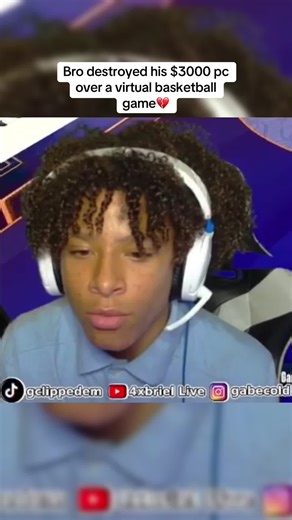 Gabe’s Hilarious PC Mishap During Basketball Game