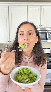26K views · 1K reactions | RECIPE: https://feelgoodfoodie.net/recipe/pasta-with-peas/ Get a delicious dinner on the table quickly and effortlessly! This Pasta with Peas is so easy to make and bursting with fresh and vibrant flavors. | Feel Good Foodie | Facebook