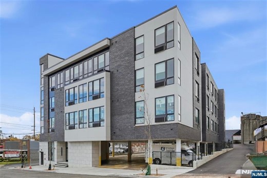 9-11 E Passaic Street 305 #305, Hackensack, NJ 07601 - MLS 26012990 - Coldwell Banker