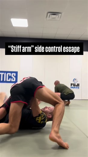 Shawn Melanson on Instagram: "Here’s one of my favorite easy side control escapes💪🏽 check out my instructionals on @bjj.fanatics for more! #jiujitsu"