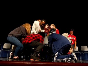 They're hypnotized to think the chair is the heaviest object in the world 🤣 #hypnosis #hypnotism #hypnosisshow #hypnotist #chairchallenge #tooheavy