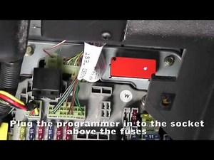 Rover MGF/MGTF - Watch How To Programme A Key For Yourself