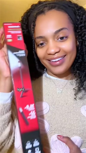 Husky rechargeable LED tripod light.#budgetlighting #contentcreatorsetup #filminglight #creatorsetup