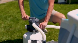 Amazon.com: Intex 26373EH Ultra XTR 32ft x 16ft x 52in Above Ground Swimming Pool Set with Sand Filter Pump and OptiFlow 50 lb Premium Filter Sand (2-Pack) : Patio, Lawn & Garden