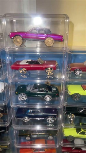 Old school cars and candy paint from the #toyboxchevyking
