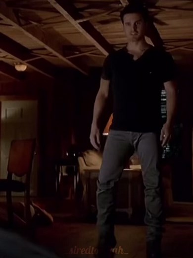 I loved enzo in this scene #enzoedit #enzostjohn #vampirediaries_origonals #fypシ #foryoupage