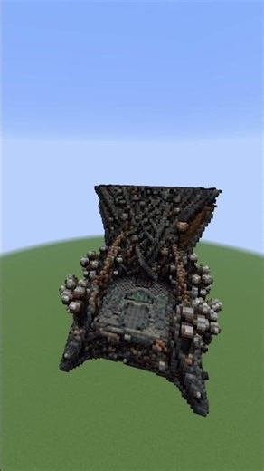 I Built the Iron Throne in Minecraft 👑 3D Game of Thrones Build #shorts