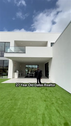 Dallas is where Opportunity’s and Lifestyle Align 🥂 Would You Make that Dallas move ? 👀 For more Information Call 📲, email 📧 or me 240-565-8941 everettjefferson1@gmail.com God bless🙏🏾