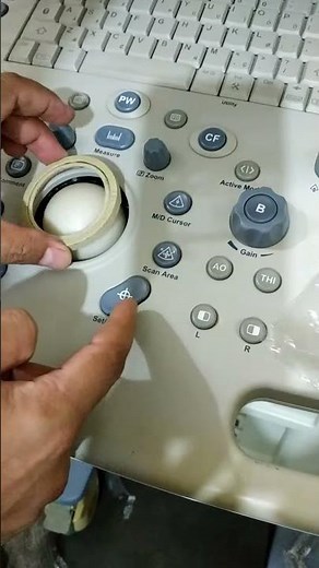 How to dust clean GE LOGIQ P5 Trackball