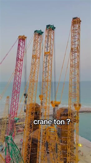 Mobile Crane Operator Insights: 3200 Ton Crane Operation